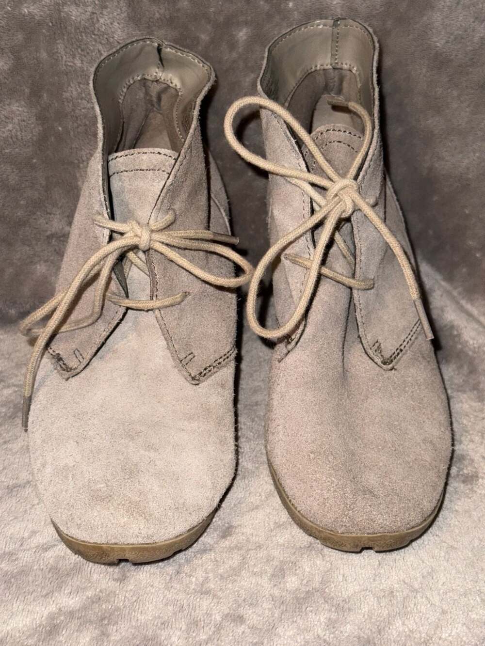 White Mountain Suede Lace-Up Wedge Ankle Boots Size 8.5M